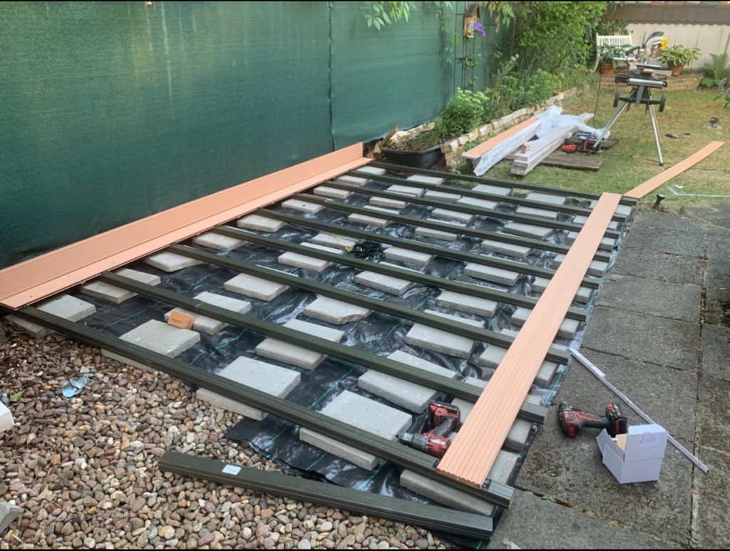 Unterkonstruktion für eine Megawood WPC-Terrasse in Frankfurt-Eckenheim